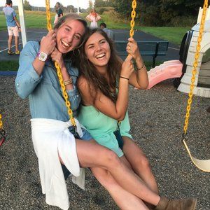 Meet your Posher, Elizabeth